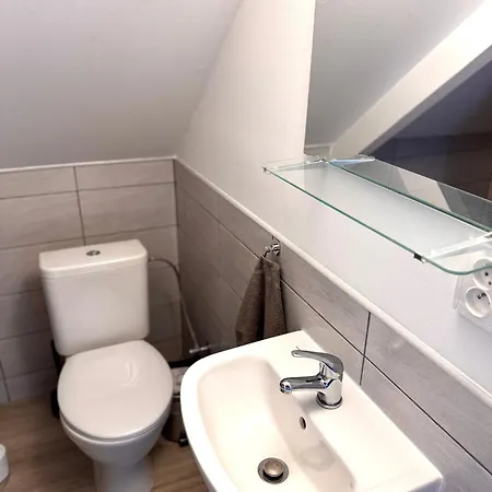 ホームステイ Master Přimda